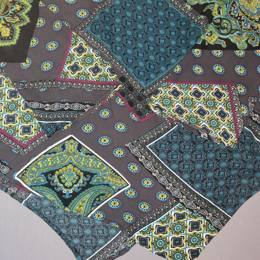 Chelsea Theodore Womens Blouse Multicolor Paisley Long Sleeve V-Neck Size S -EUC - Picture 3 of 5